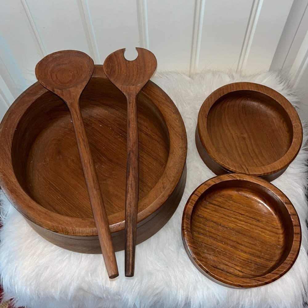 Teak wood salad bowl and 2 serving bowls utensils Aristacraft Thailand